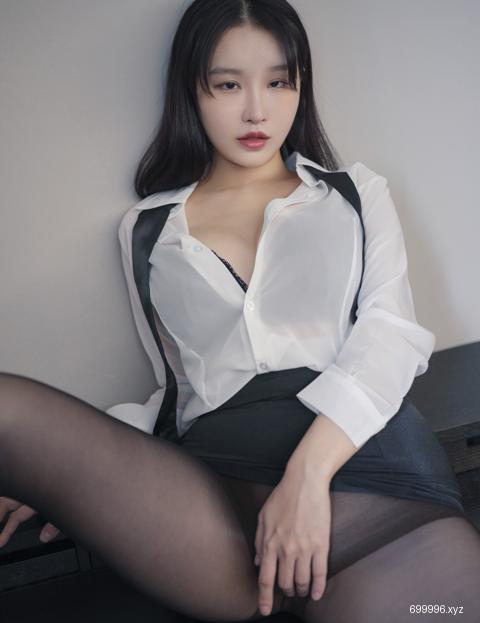 VOL.355 Lee Seol (이설)